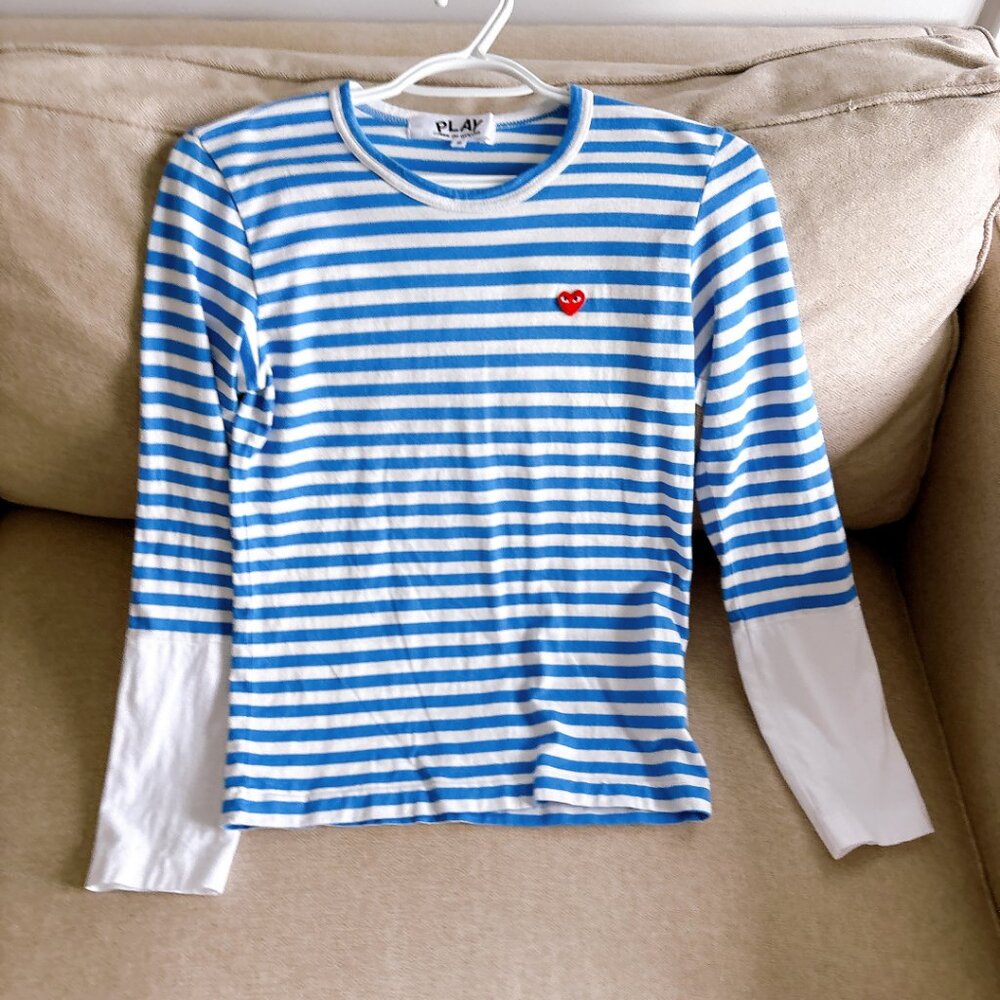 BRAND NEW CDG PLAY SIZE S TOP - Picture 3 of 5